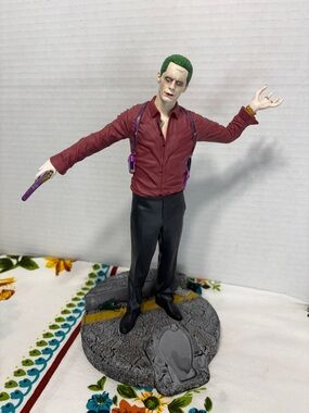 Joker Statue Figure Finders Keypers Key Holder DC Suicide Squad Missing Keychain